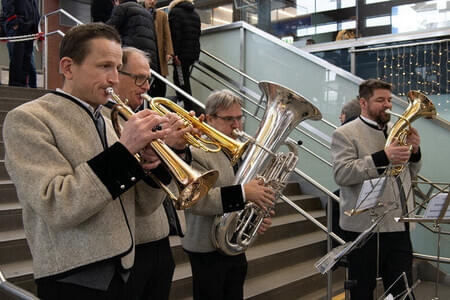 Advent am Bahnhof 08.12.2024 Bild 1