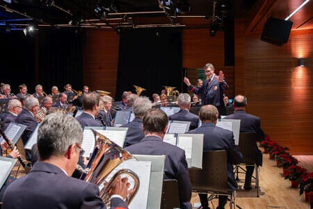 21.11.25 Abschiedskonzert Kpm. M. Hölbling Bild 2