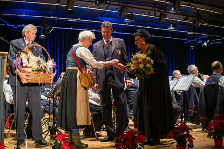 21.11.25 Abschiedskonzert Kpm. M. Hölbling Bild 56