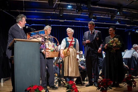 21.11.25 Abschiedskonzert Kpm. M. Hölbling Bild 57