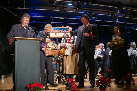 21.11.25 Abschiedskonzert Kpm. M. Hölbling Bild 58