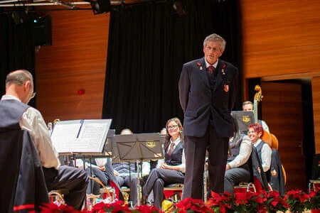 21.11.25 Abschiedskonzert Kpm. M. Hölbling Bild 63