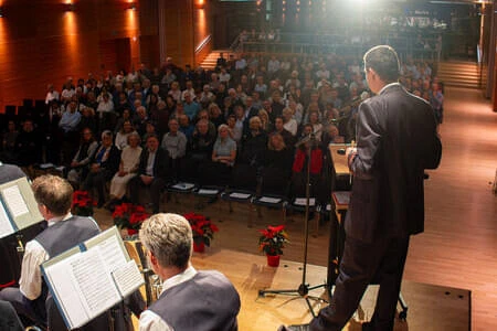 21.11.25 Abschiedskonzert Kpm. M. Hölbling Bild 67